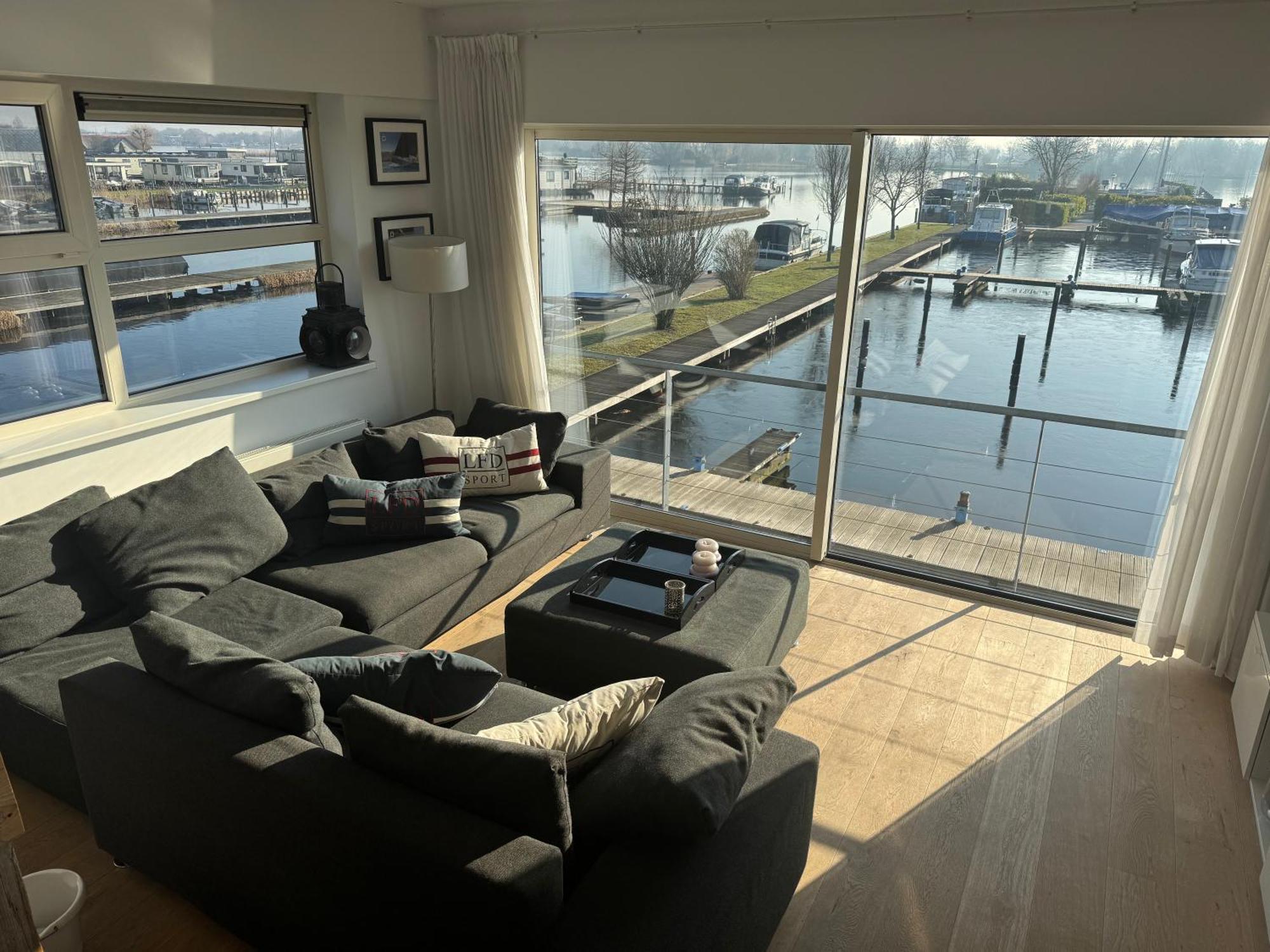The Boathouse With Boat Vila Aalsmeer Exterior foto